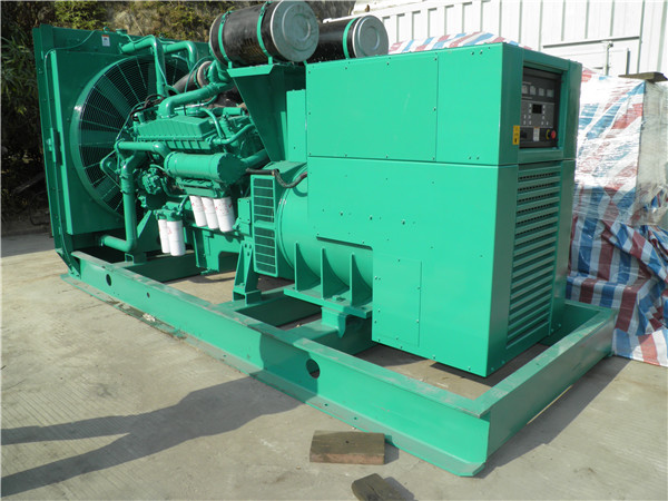 公安发电机租赁-厂家给大家介绍发电机失磁现象