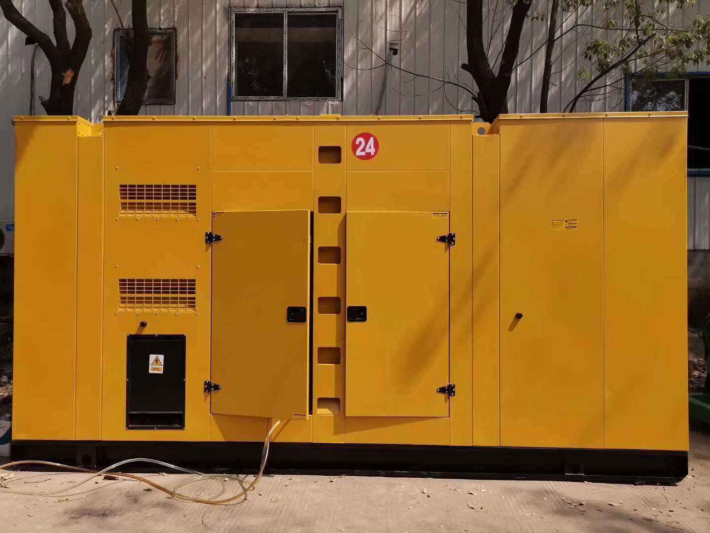 公安租赁发电机-国产柴油发电机油耗的奥秘