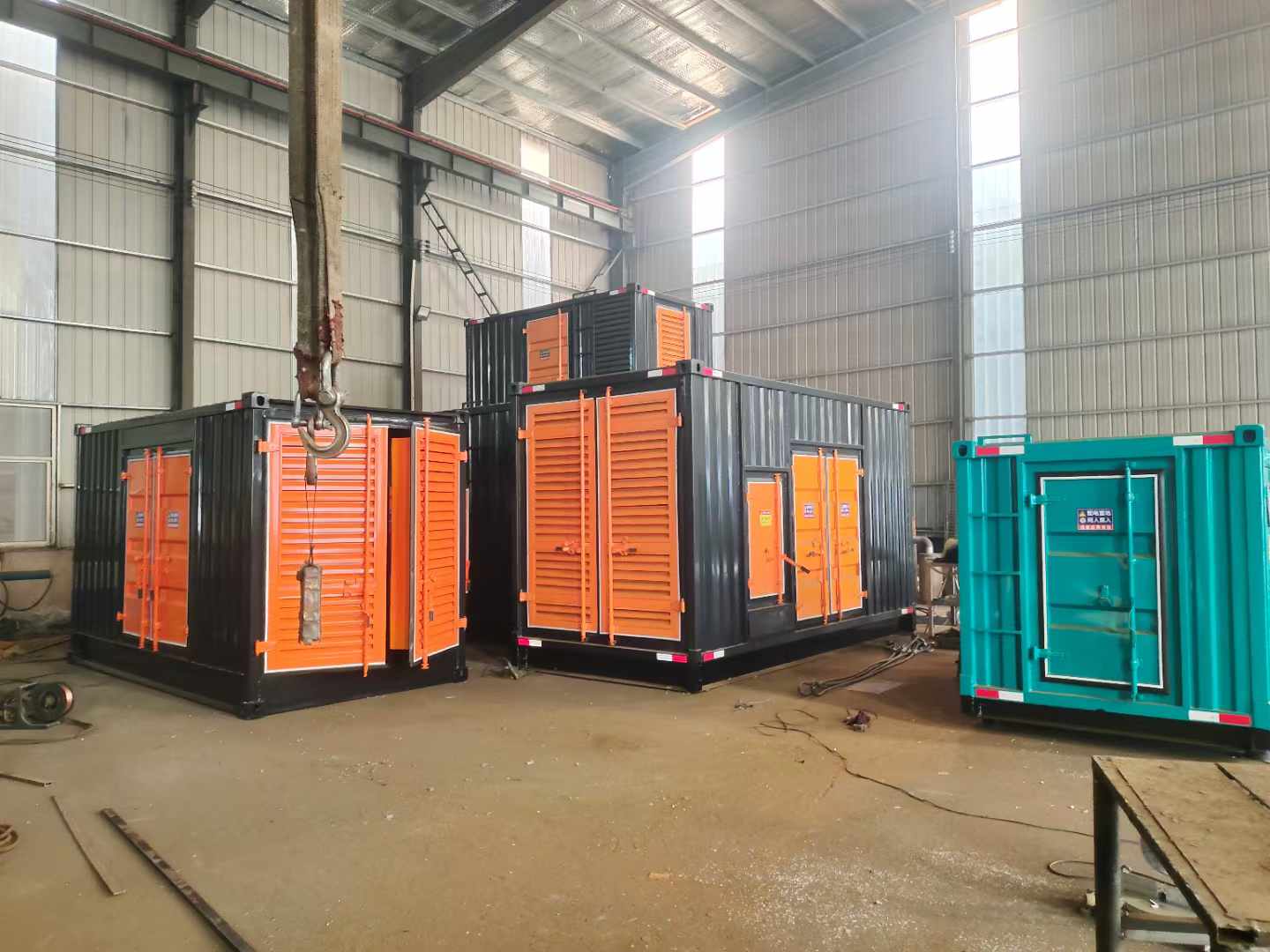 公安电感性负载运行时提高发电机效率的无功补偿装置有哪些？