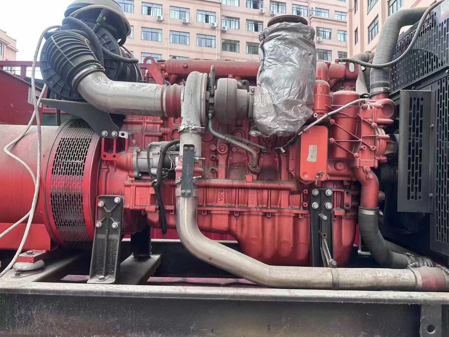 公安如何选择适合 600kW 柴油发电机组的过载保护器？