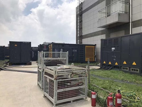 公安除了定期检查，还有哪些方法可以及时发现接触式转速表探头的磨损？
